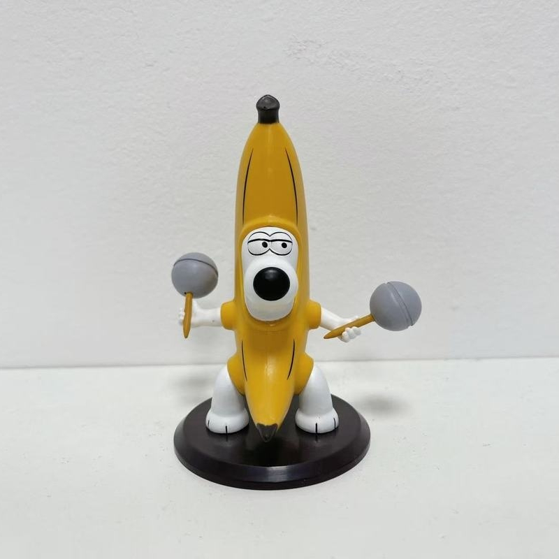 In Stock Family Guy Banana 13c - Desk Setup With Tv avis et prix