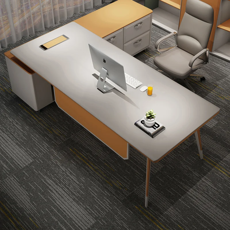 Motion Simple Table Workshop M - Desk Setup With Tv avis et prix