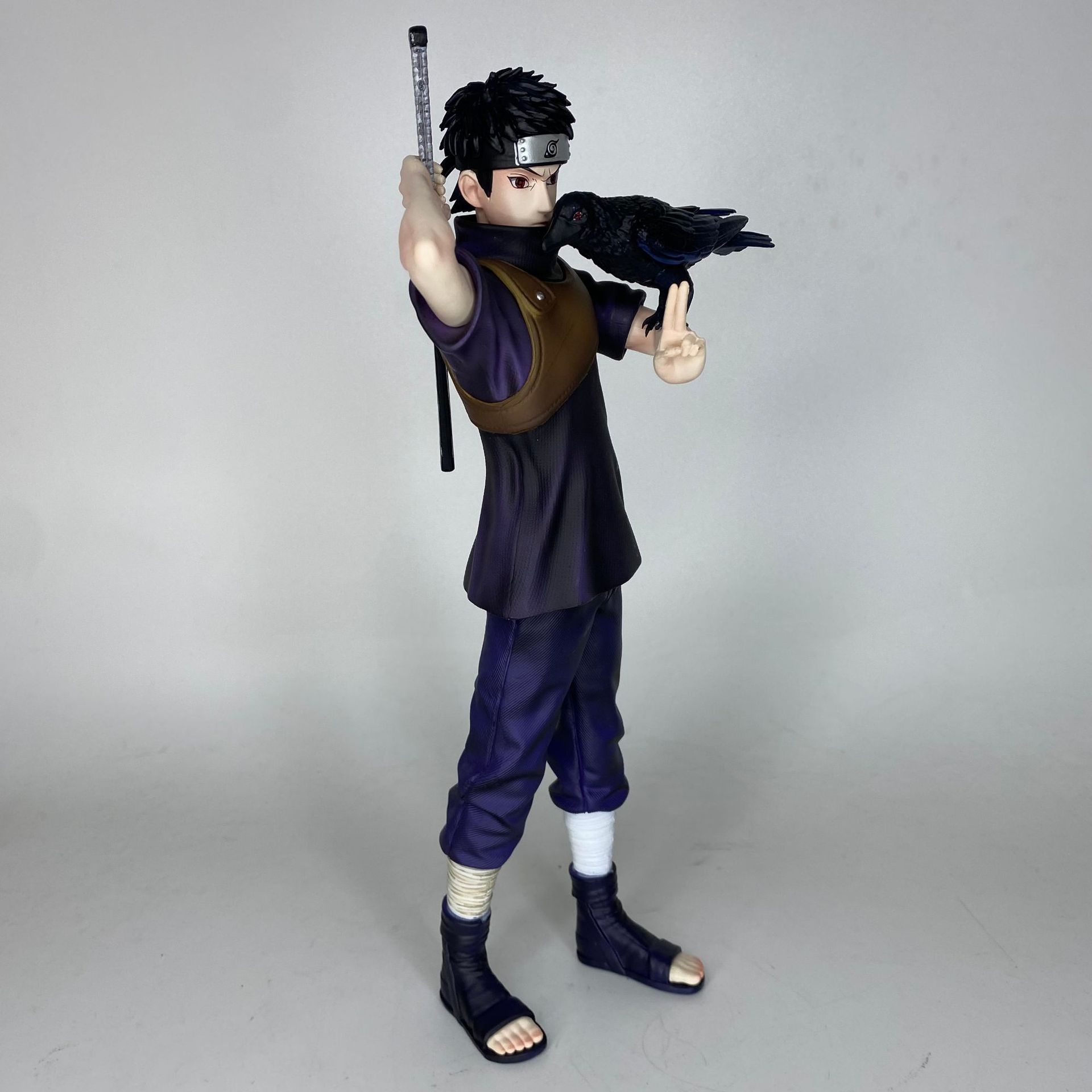 Uchiha Shisui Action Figure Cr - Desk Setup With Tv avis et prix