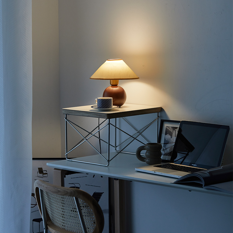 DECOPAI eames LTR side table,  - Desk Setup Notebook avis et prix