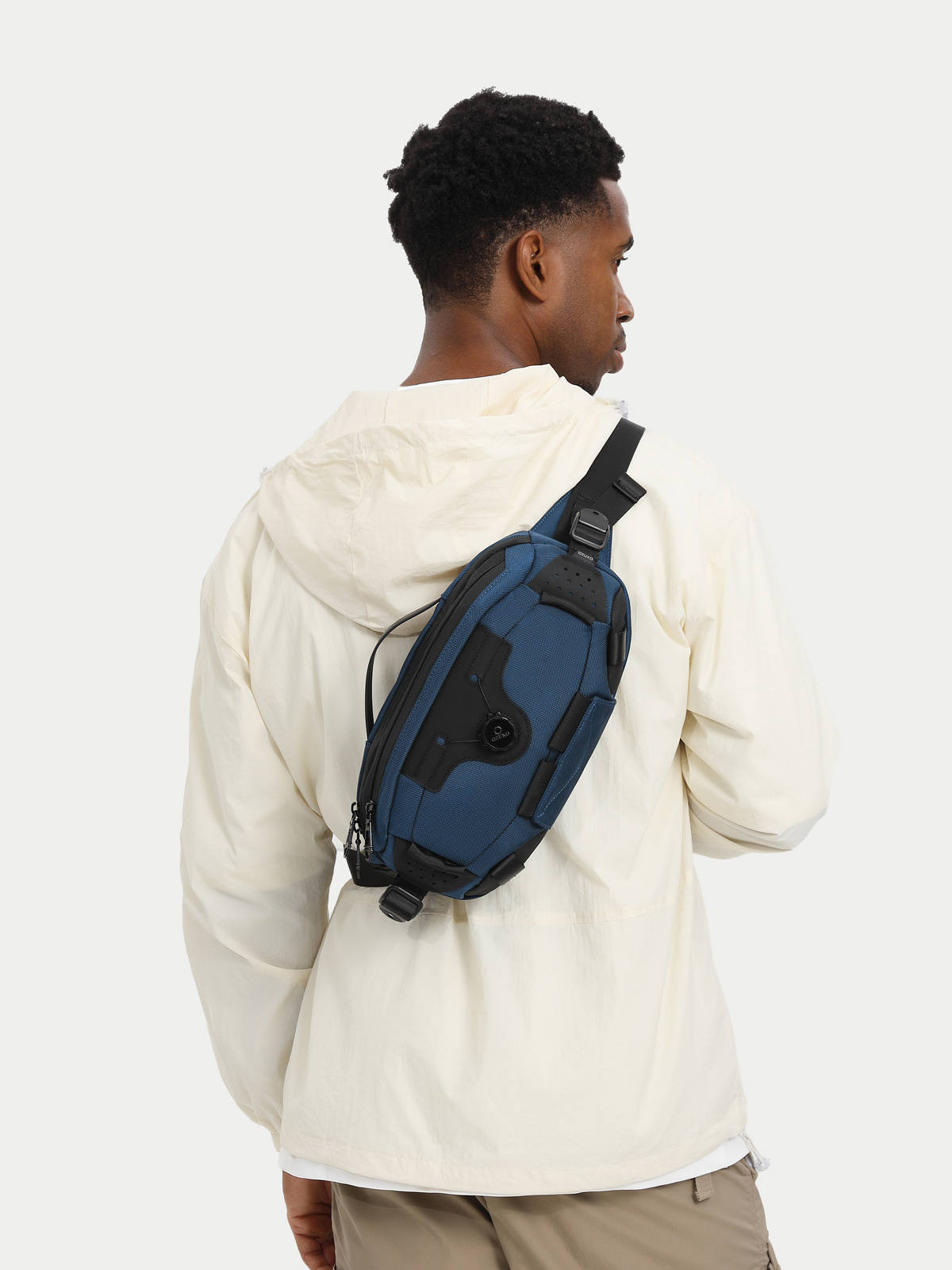 OZUKO Multi-function Chest Bag - Dual Phone Holder avis et prix
